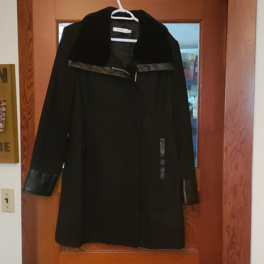 Fur collar coat
